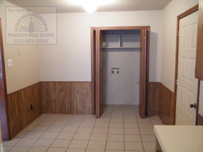 Building Photo - 410 Cherrie Ave