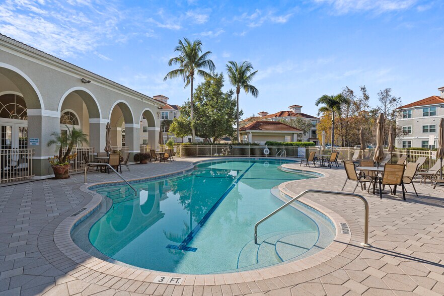 Pool - 23600 Walden Center Dr