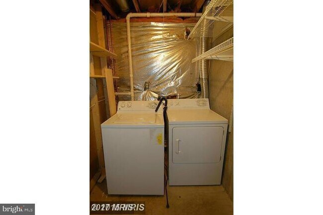 Building Photo - 11906 Fieldthorn Ct