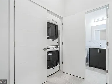 Building Photo - 2417 N 7th St