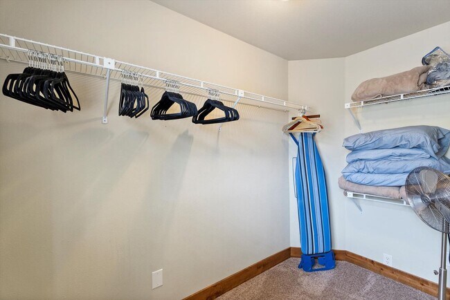 Building Photo - Charming Fully-Furnished Condo for Rent in Columbia Falls, MT – Located in Meadow Lake Golf Cours...