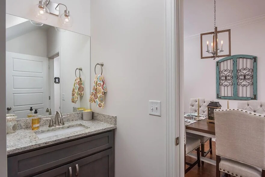 Building Photo - 1429 Park Ave