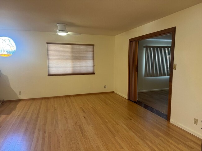 Building Photo - 519 San Remo St