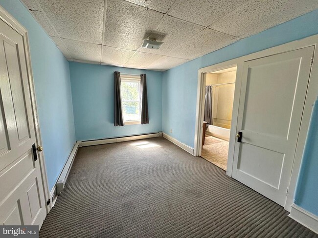 Building Photo - 360 W Paletown Rd