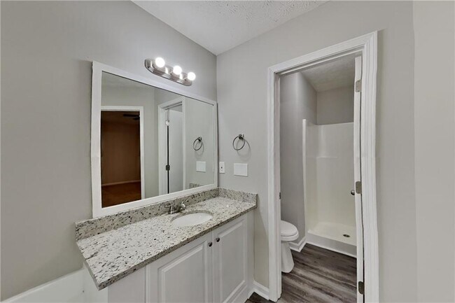 Building Photo - 603 Brolley Ct