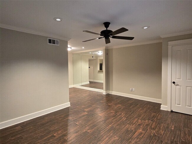 Building Photo - 11550 Chimney Rock Rd