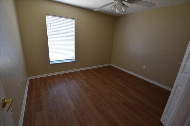 Building Photo - 206 Windridge St