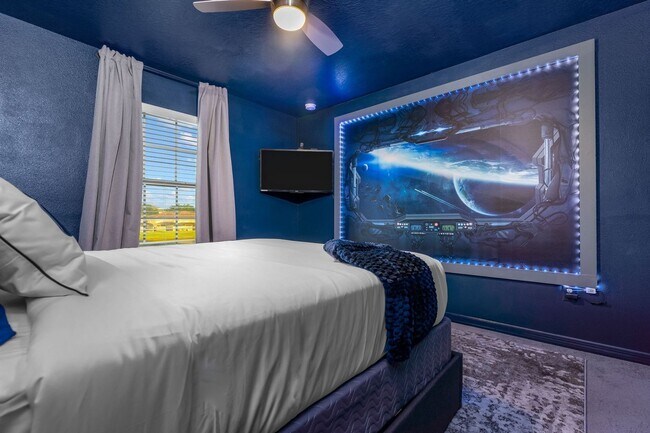 Building Photo - Stunning 4BR Resort Home in Four Corners, ...