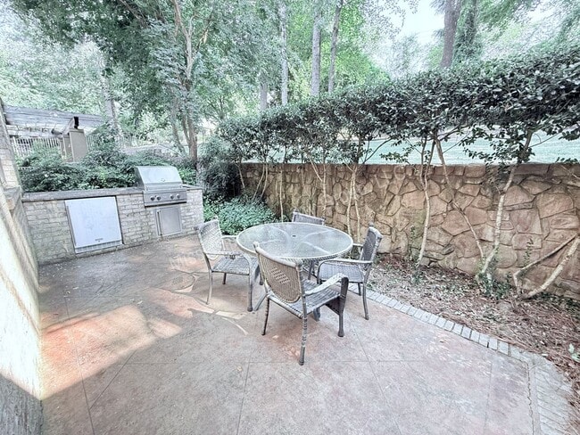 Building Photo - 3BR/3.2BA For Rent