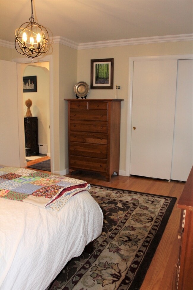 Building Photo - Portland 4BD/2BA Single Family Home - $2,833