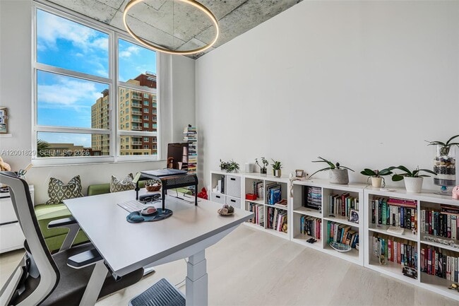 Building Photo - 2001 S Biscayne Blvd