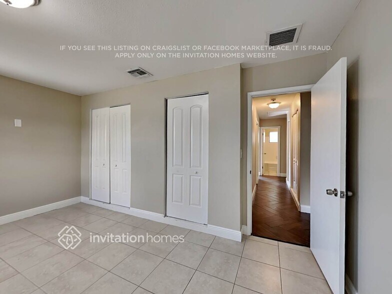 Building Photo - 2490 Florida Mango Rd