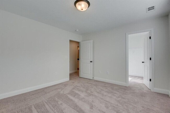 Building Photo - 1011 Spotswood Cir