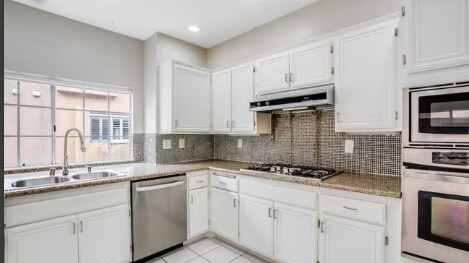 Building Photo - 14061 Lemoli Ave