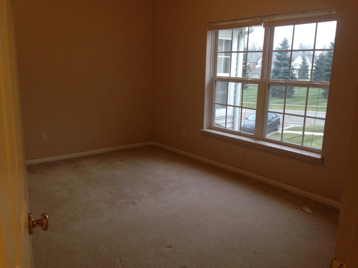 Building Photo - 724 Olde English Cir