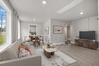 Building Photo - 1806 W Oakwood St