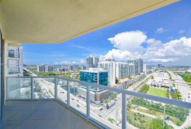 Building Photo - 16699 Collins Ave