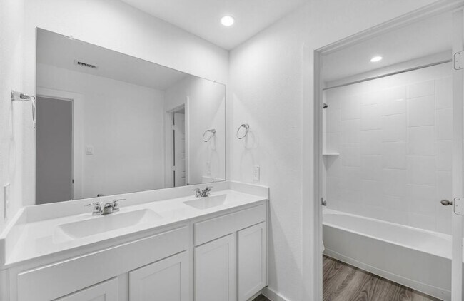 Building Photo - 13436 Sombrero Cay Dr