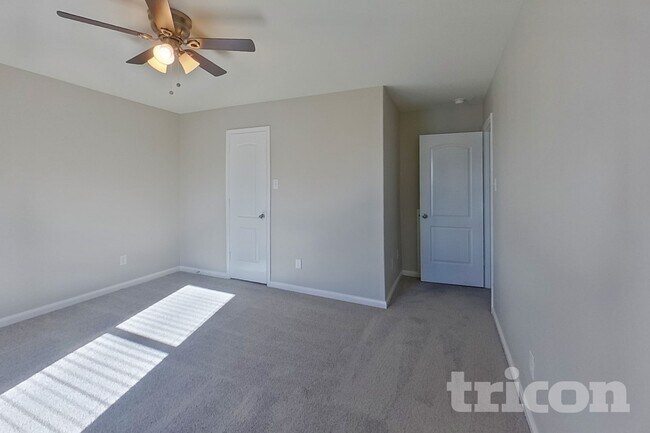 Building Photo - 14356 Open Range Dr