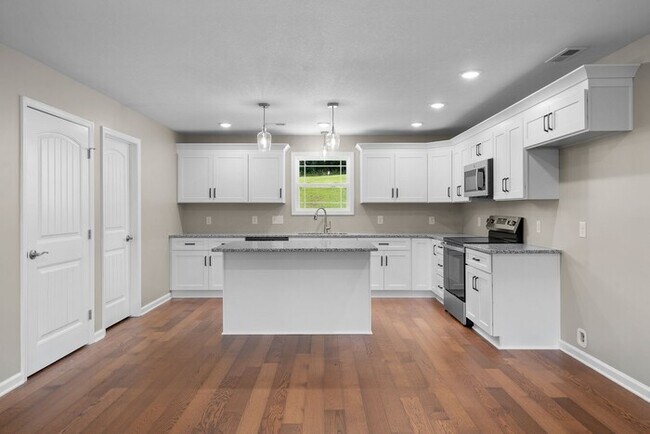Building Photo - 3776 John Taylor Rd