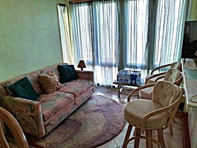 Building Photo - 32 Colonial Club Dr