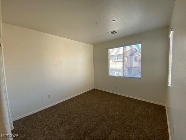 Building Photo - 11388 Newton Commons Dr