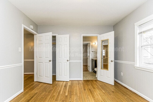 Building Photo - 208 E Geer St