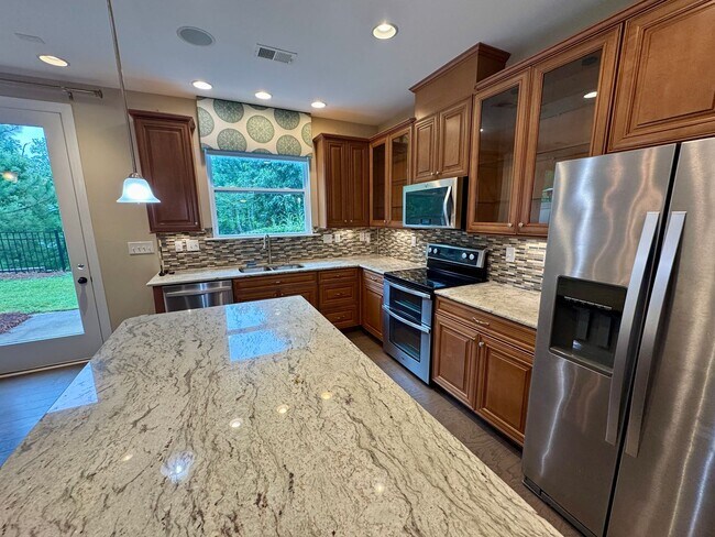 Building Photo - 3BR/2.5BA Townhouse in Berewick