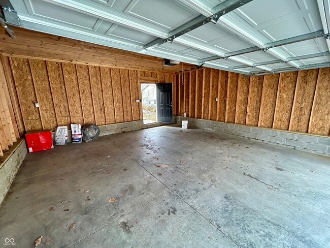 Building Photo - 2511 S Delaware St