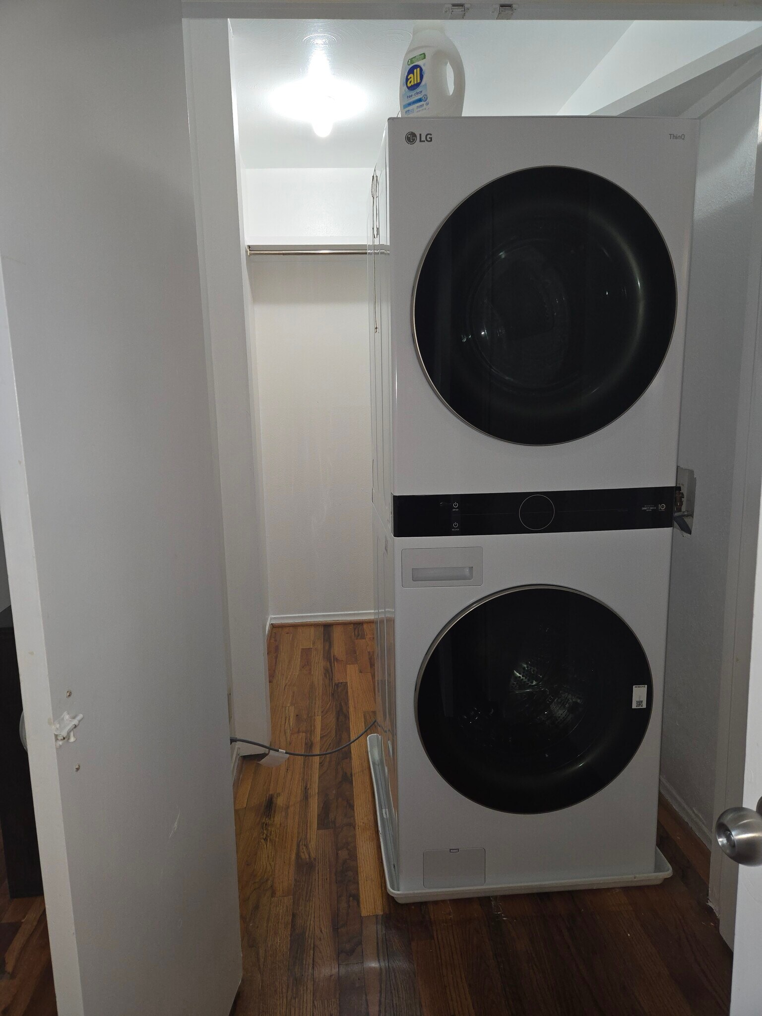 washer dryer - 8518 Baltimore Dr