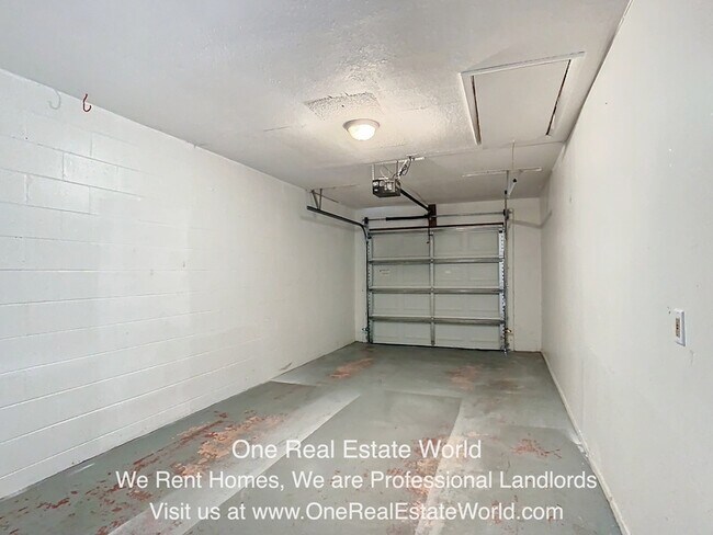 Building Photo - 12929 Ohio Woods Ln