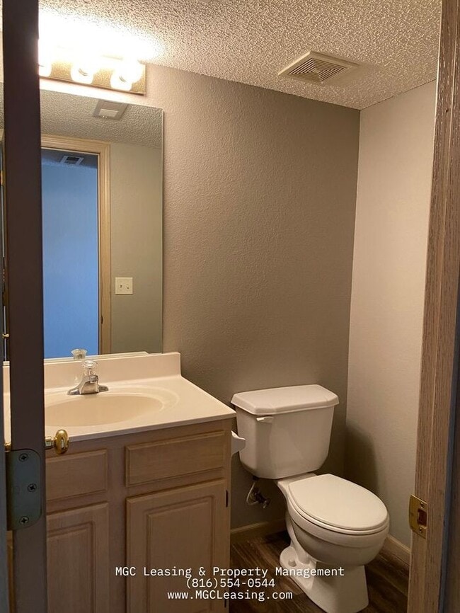 Building Photo - SOUTH GARDEN TOWNHOMES