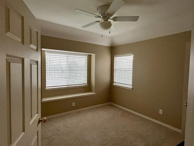 Building Photo - 418 Old York Rd