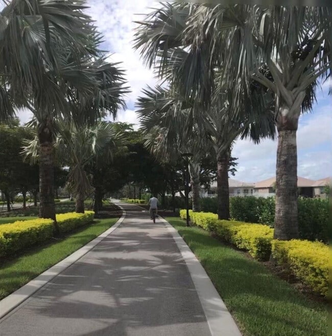 Building Photo - 11826 SW Brighton Falls Dr