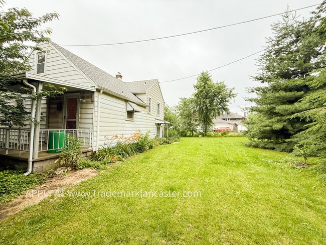 Building Photo - 738 Irwin Ct