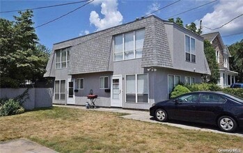 Building Photo - 35 Linwood Rd S
