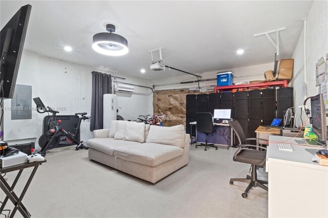 Building Photo - 9301 SW 171st Ct