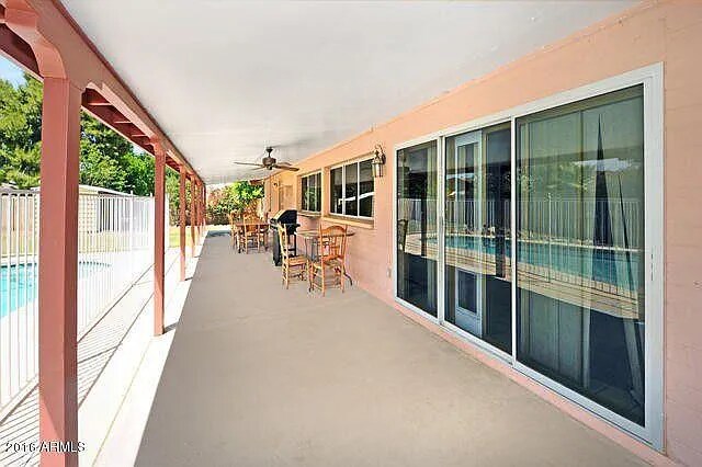 Building Photo - 3244 S Evergreen Rd