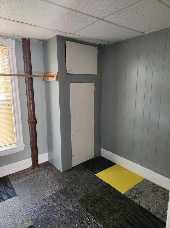 Building Photo - 255 6th St