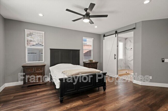 Building Photo - 285 Oak Valley Ln