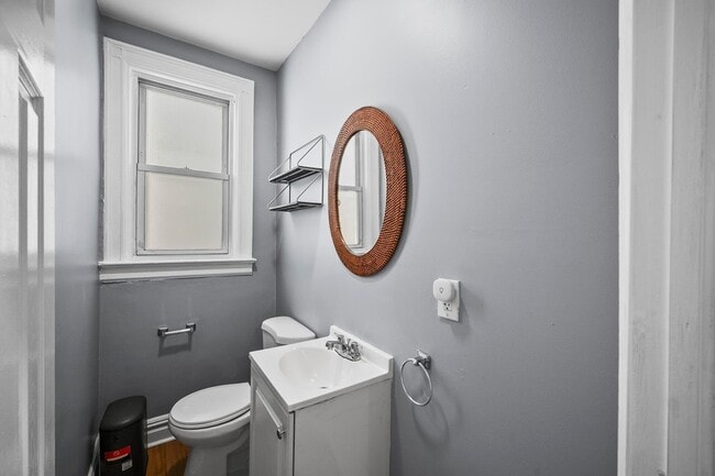 Building Photo - 54 Avenue B