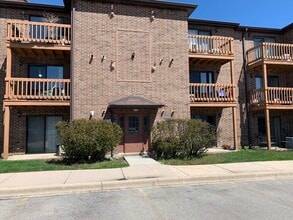 Building Photo - 2254 Abbeywood Dr