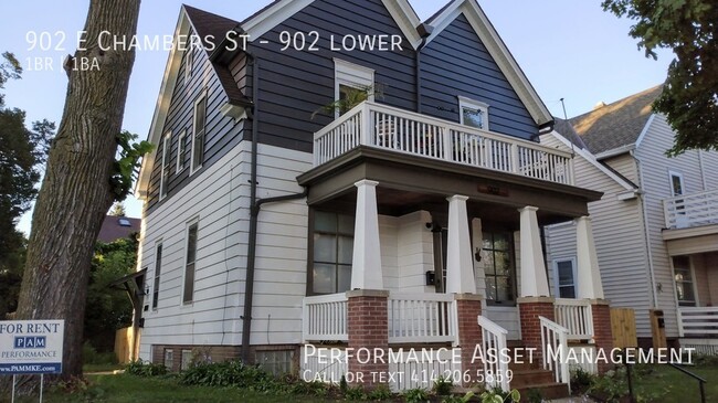 Primary Photo - Charming 1BD+DEN/1BA Riverwest Lower