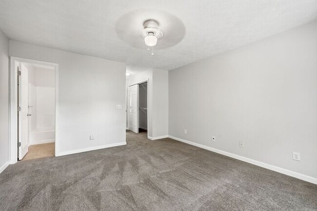 Building Photo - 1442 Parkside Club Dr NW