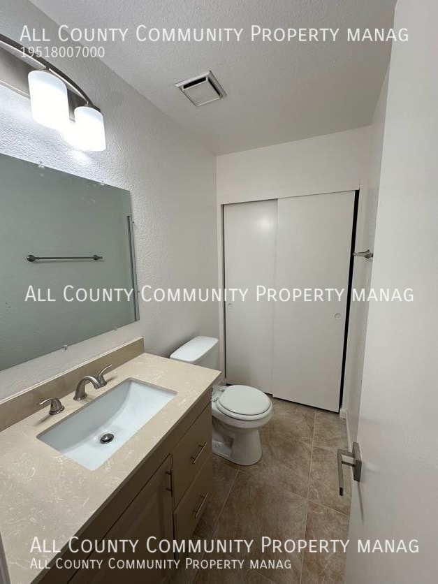 Building Photo - 73856 Sunnyvale Dr