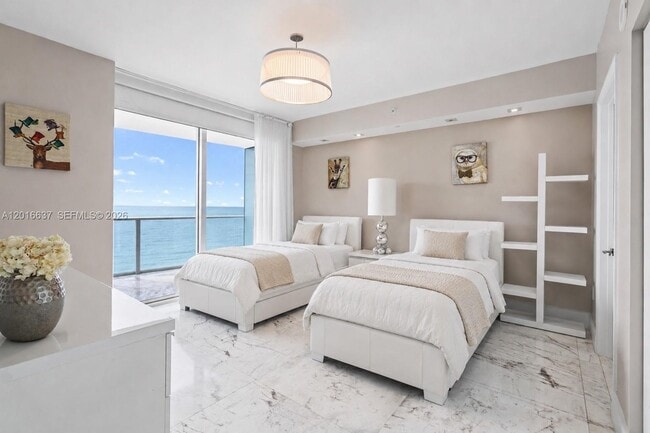 Building Photo - 3951 S Ocean Dr