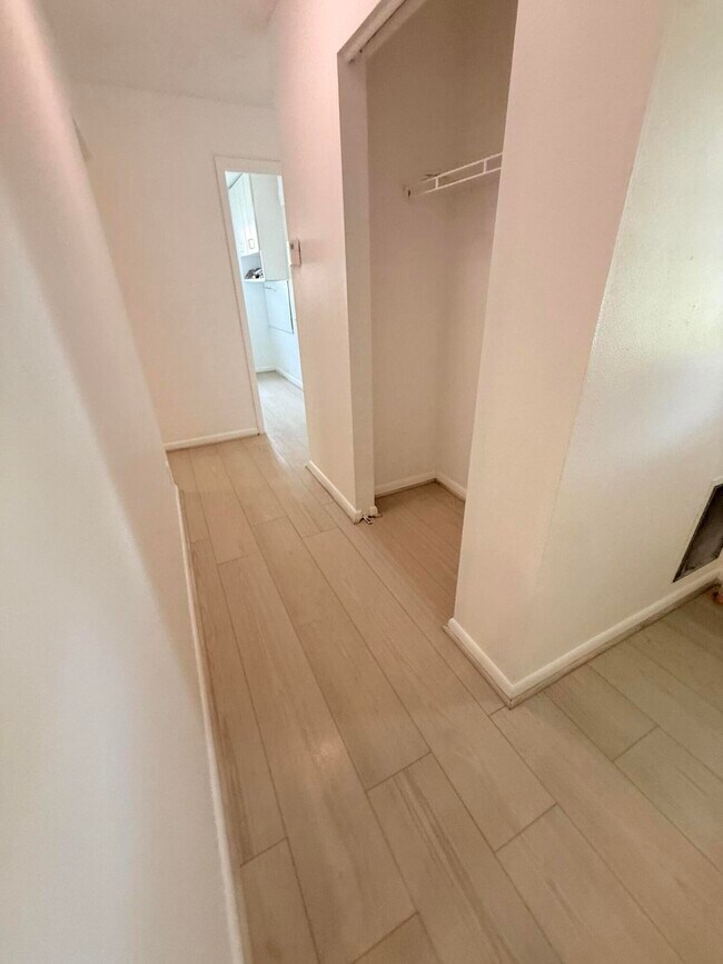 Building Photo - 13492 Exotica Ln