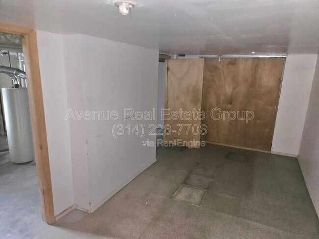 Building Photo - 8883 St Cyr Dr