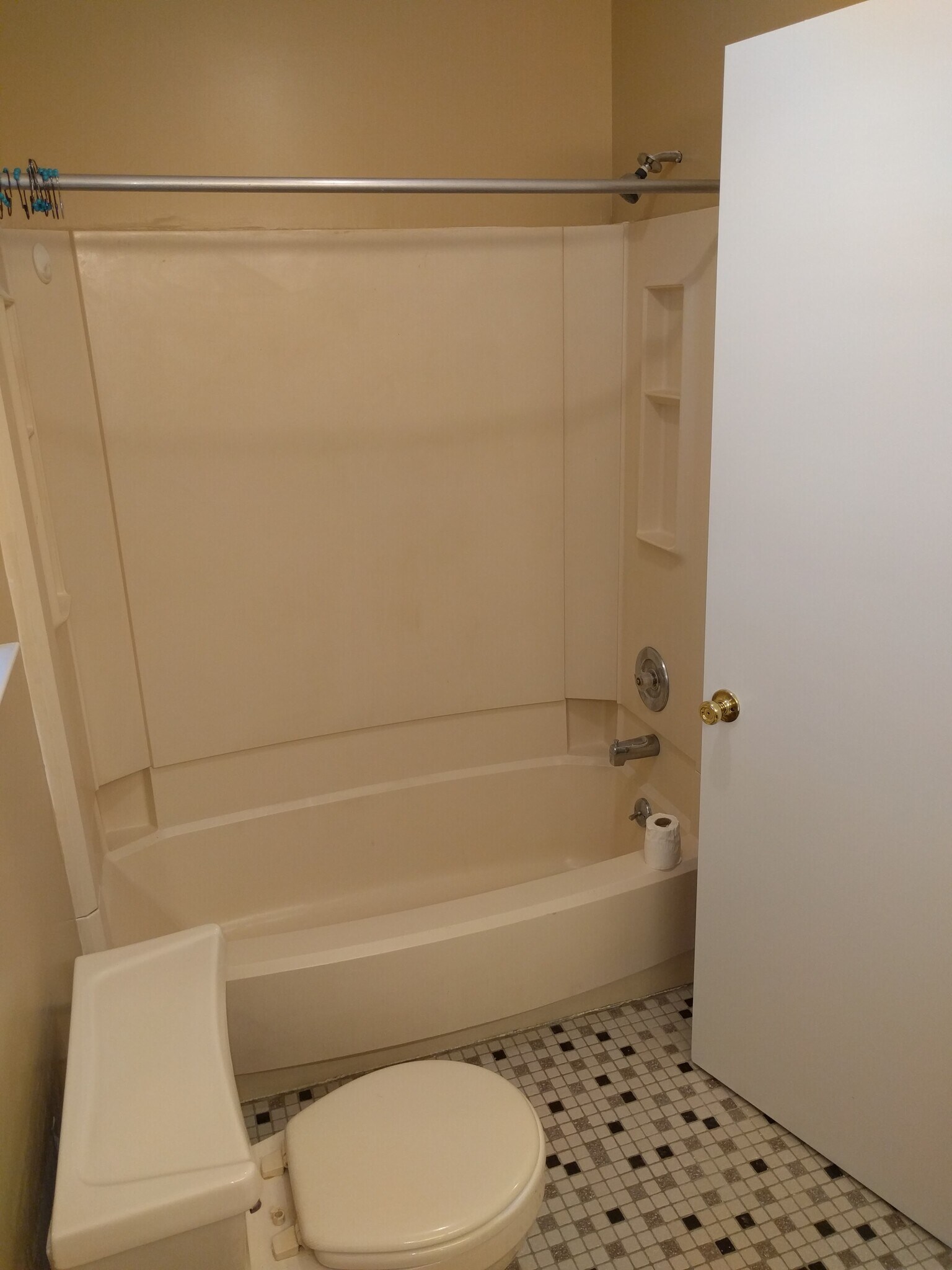 Bathroom - 824 Orlando St