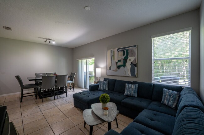 Building Photo - 11191 Savannah Landing Cir